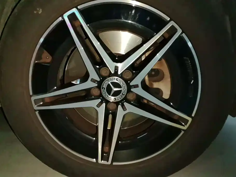 Mercedes-Benz EQB Mercedes-Benz EQB