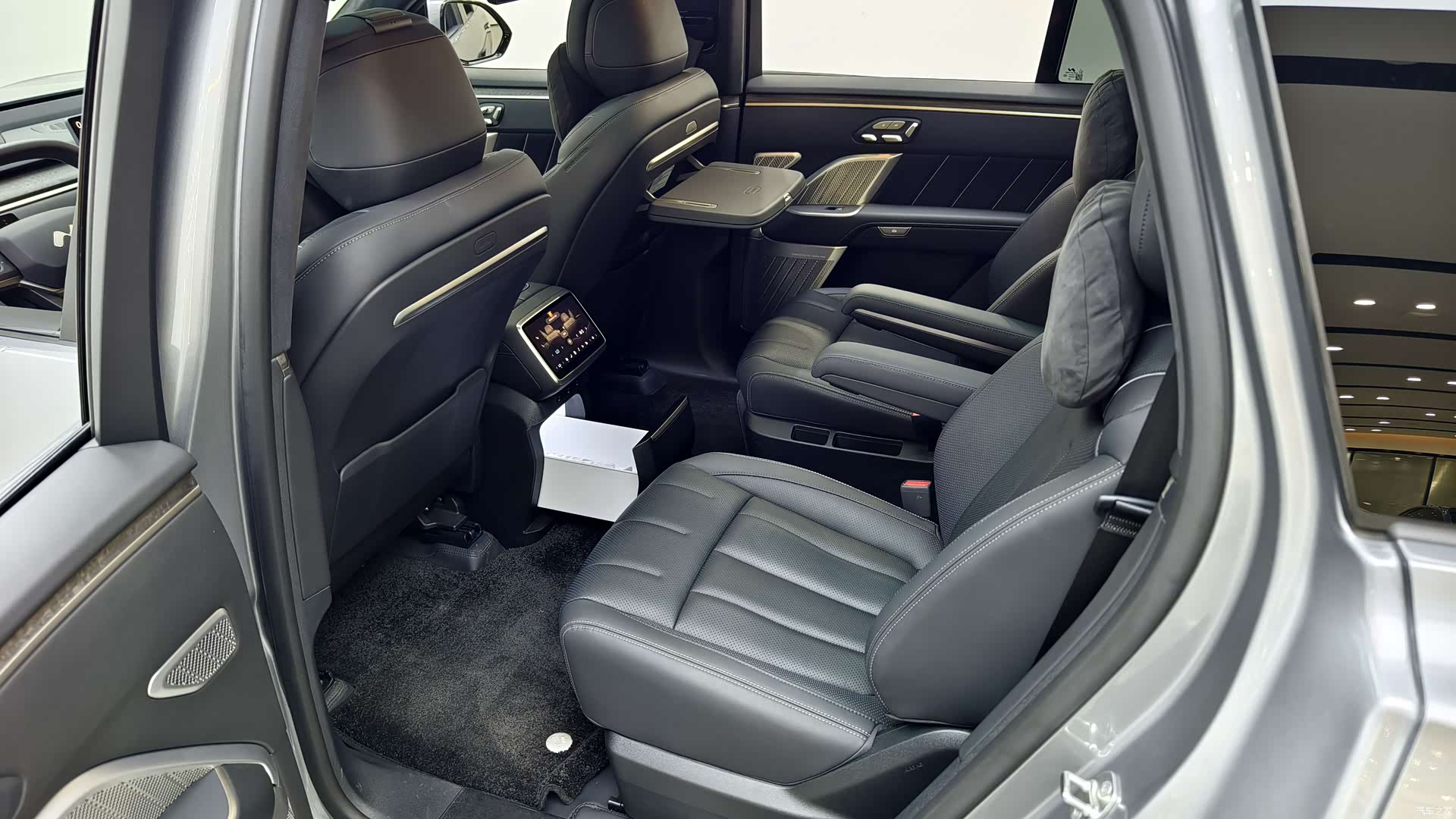 NIO L90, 2025 10