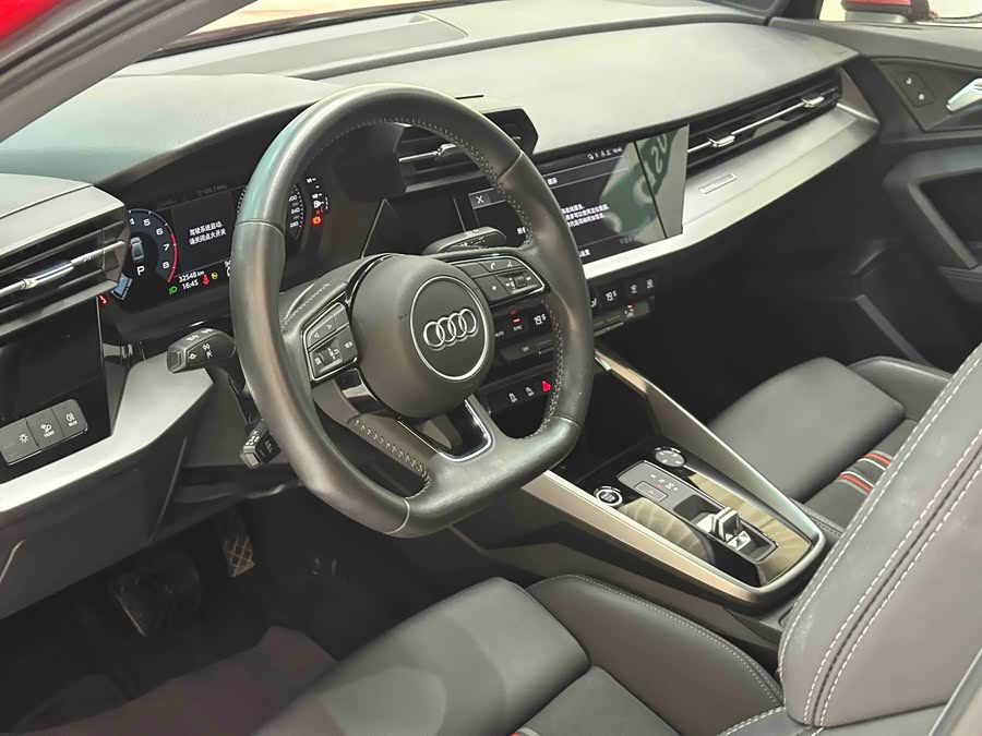 Audi A3 2022, фото 12
