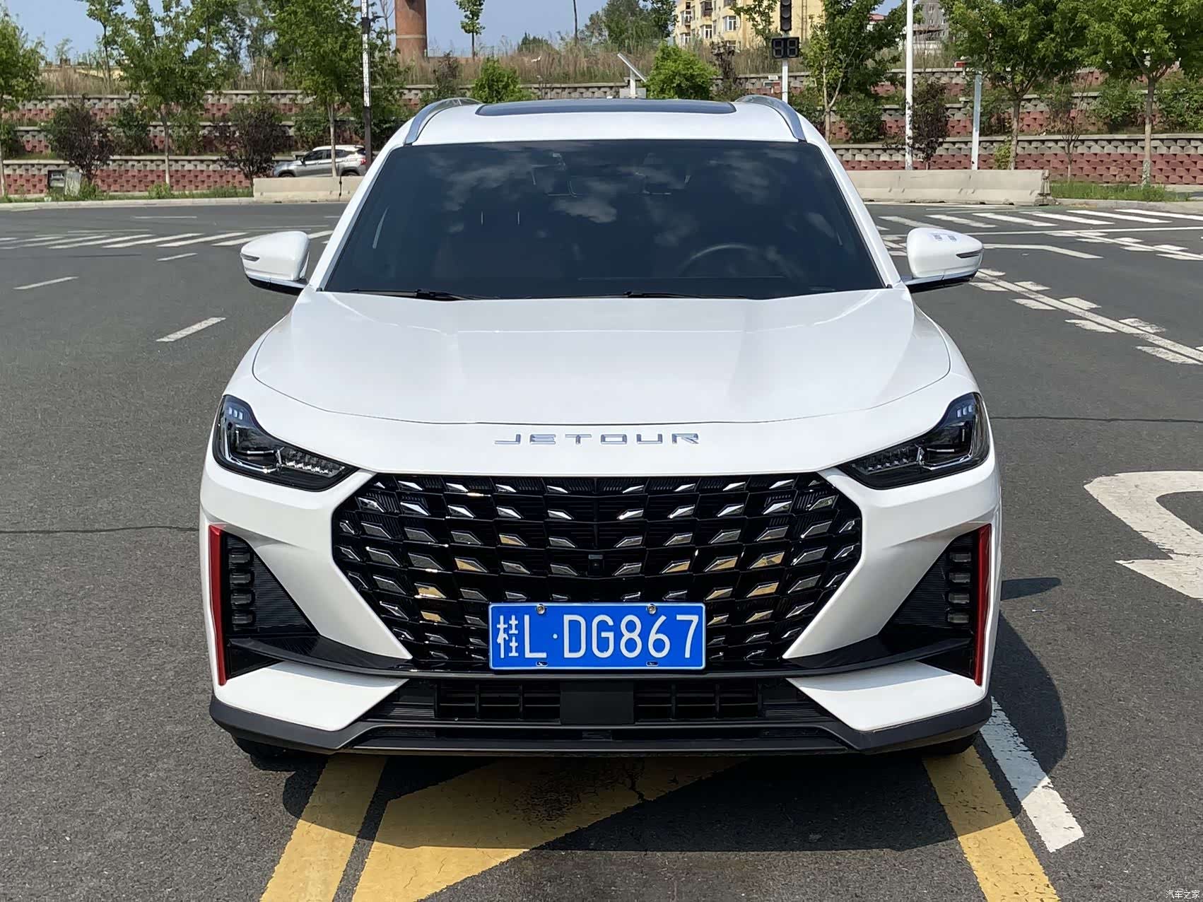 Jetour X70, 2023 3