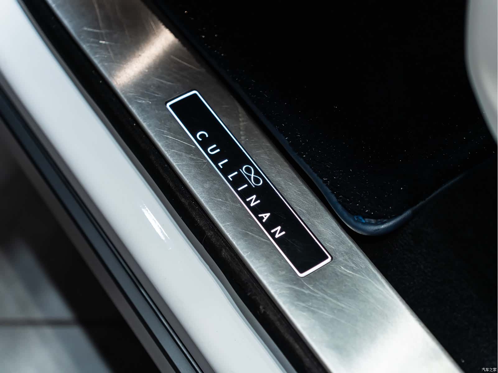 Rolls-Royce Cullinan, 2020 16