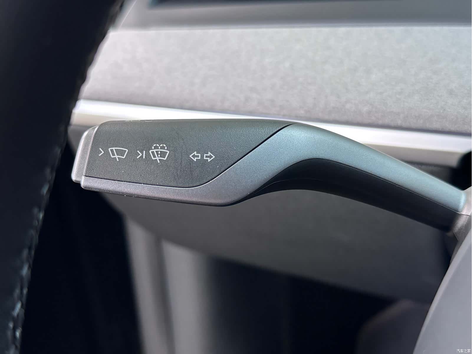 Tesla Model Y, 2024 24