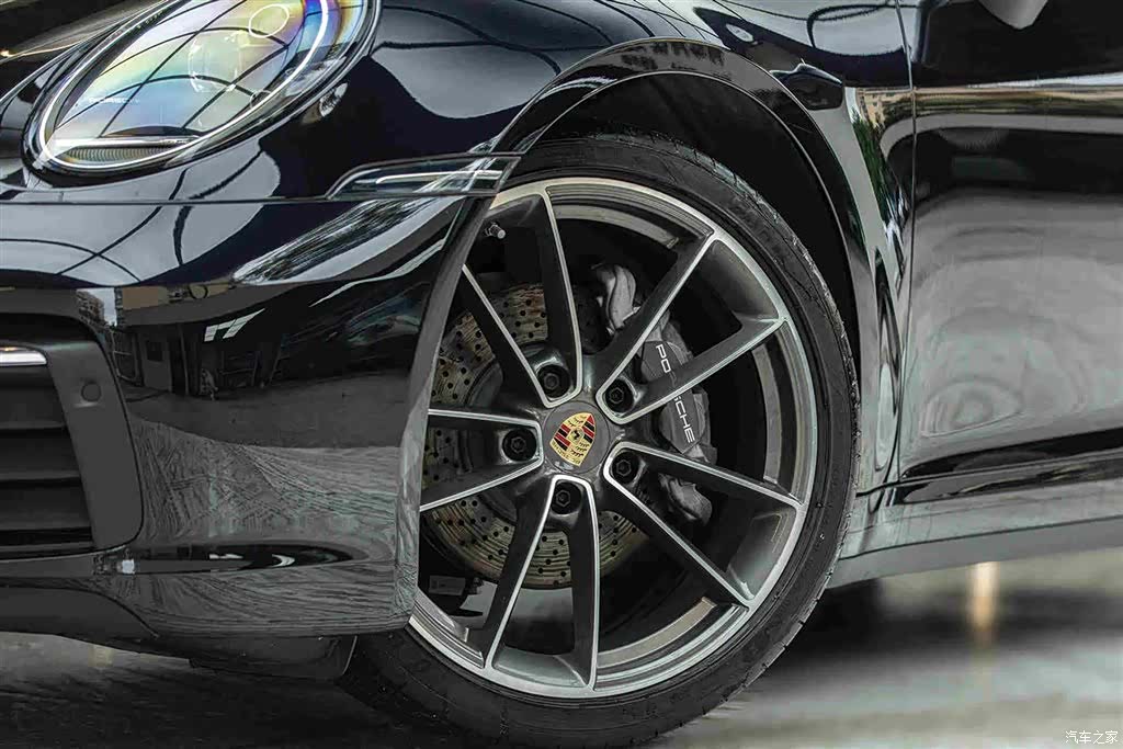 Porsche 911, 2024 6