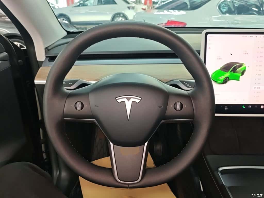 Tesla Model Y, 2021 11
