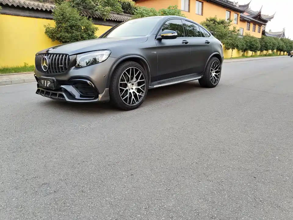 Mercedes-Benz GLC Coupe AMG Mercedes-Benz GLC Coupe AMG