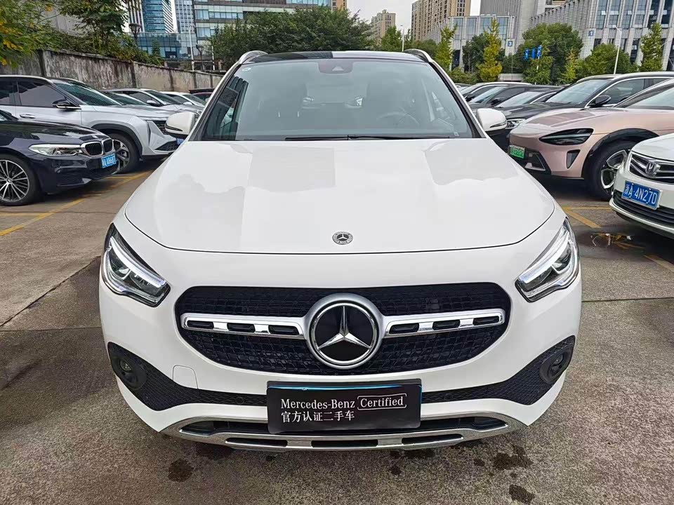 Mercedes-Benz GLA
