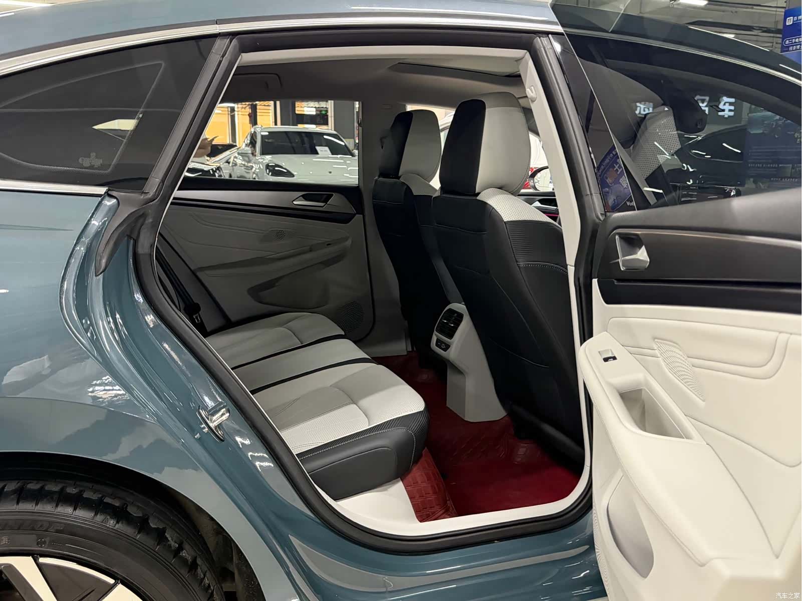 Volkswagen Lamando, 2023 11