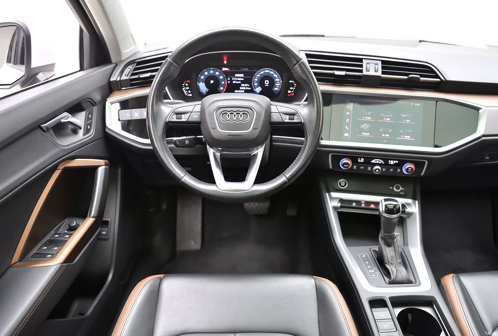 Audi Q3, 2021 10