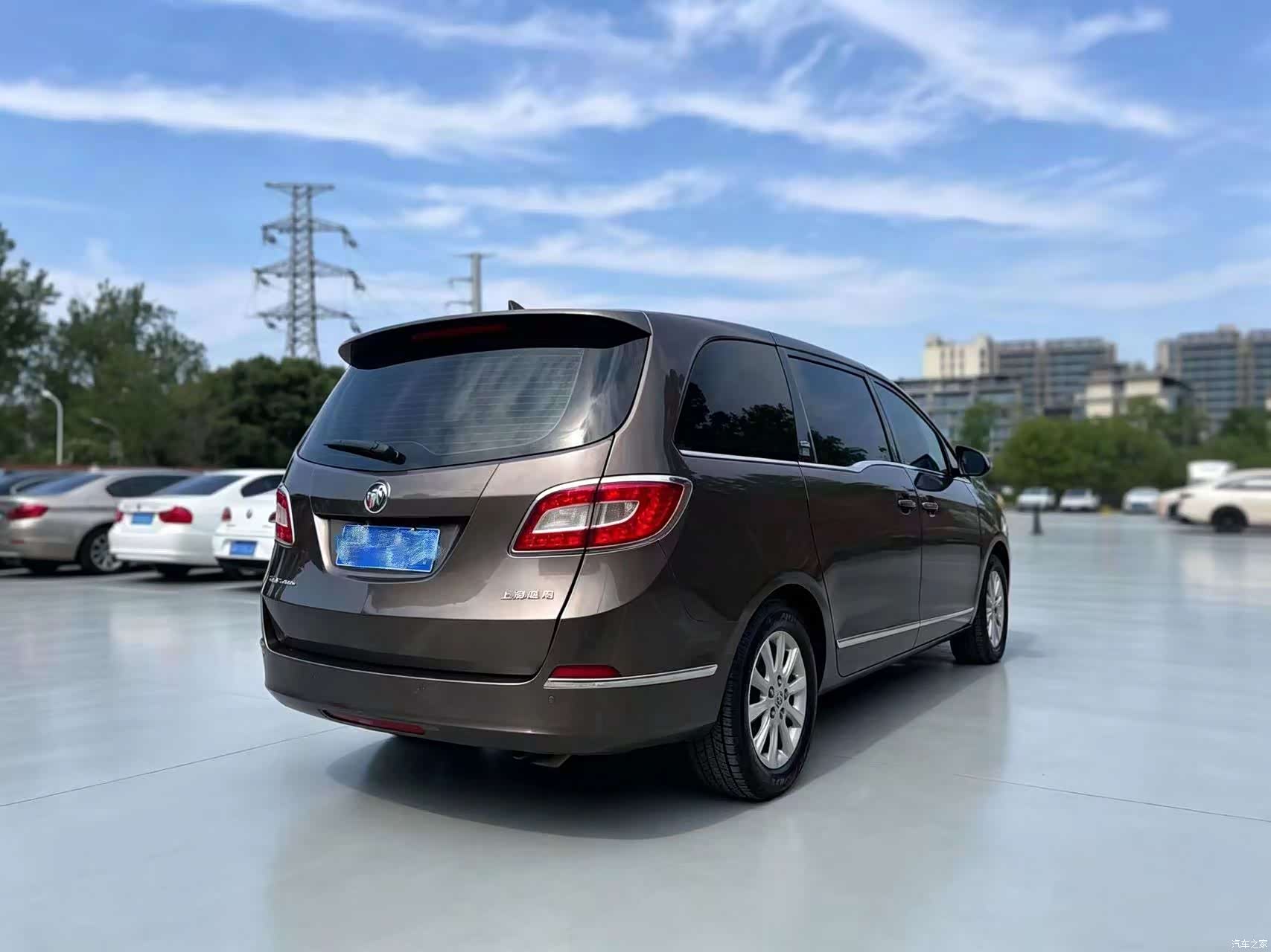 Buick GL8, 2014 4
