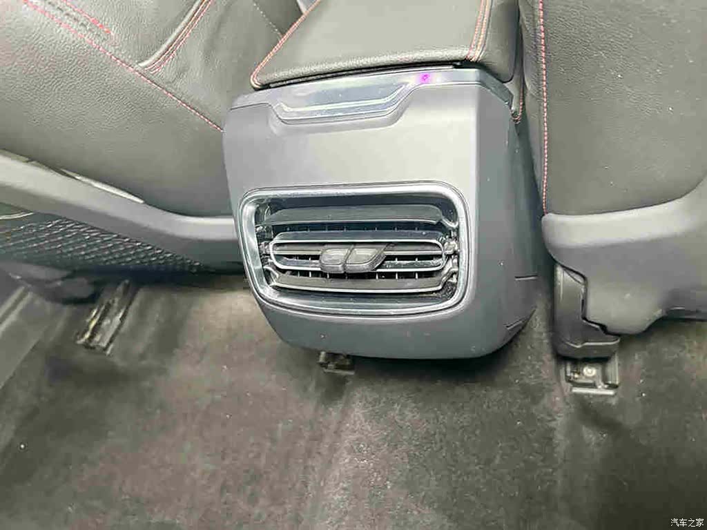 Lynk & Co 01, 2019 18