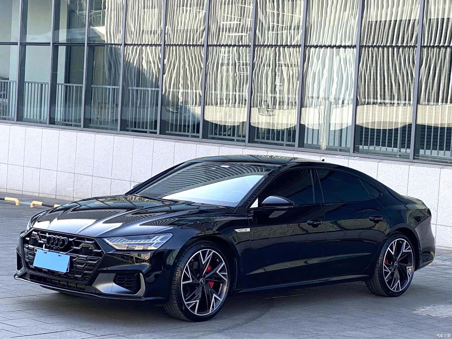 Audi A7L, 2024 1