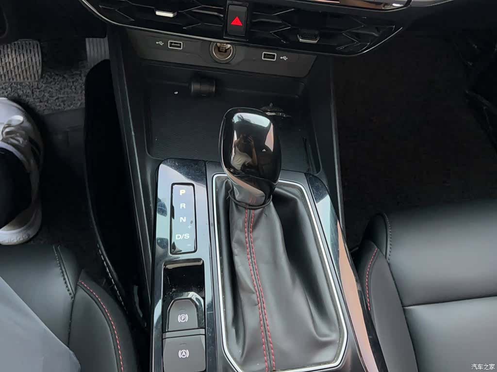 MG MG5, 2020 10