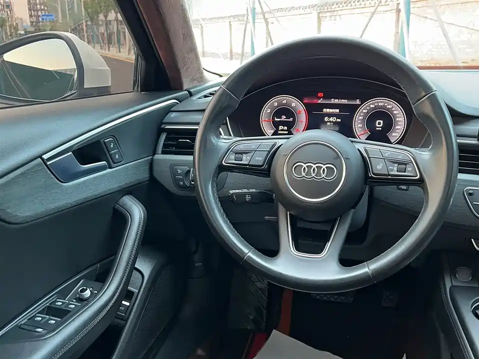 Audi A4L