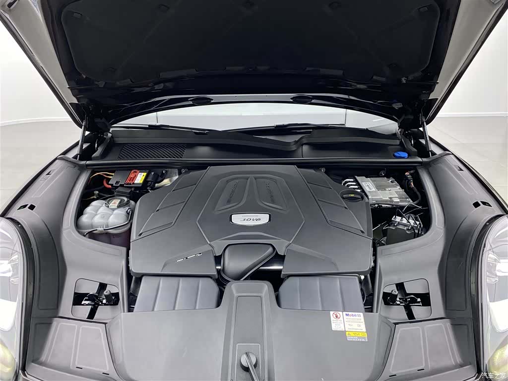 Porsche Cayenne, 2022 27
