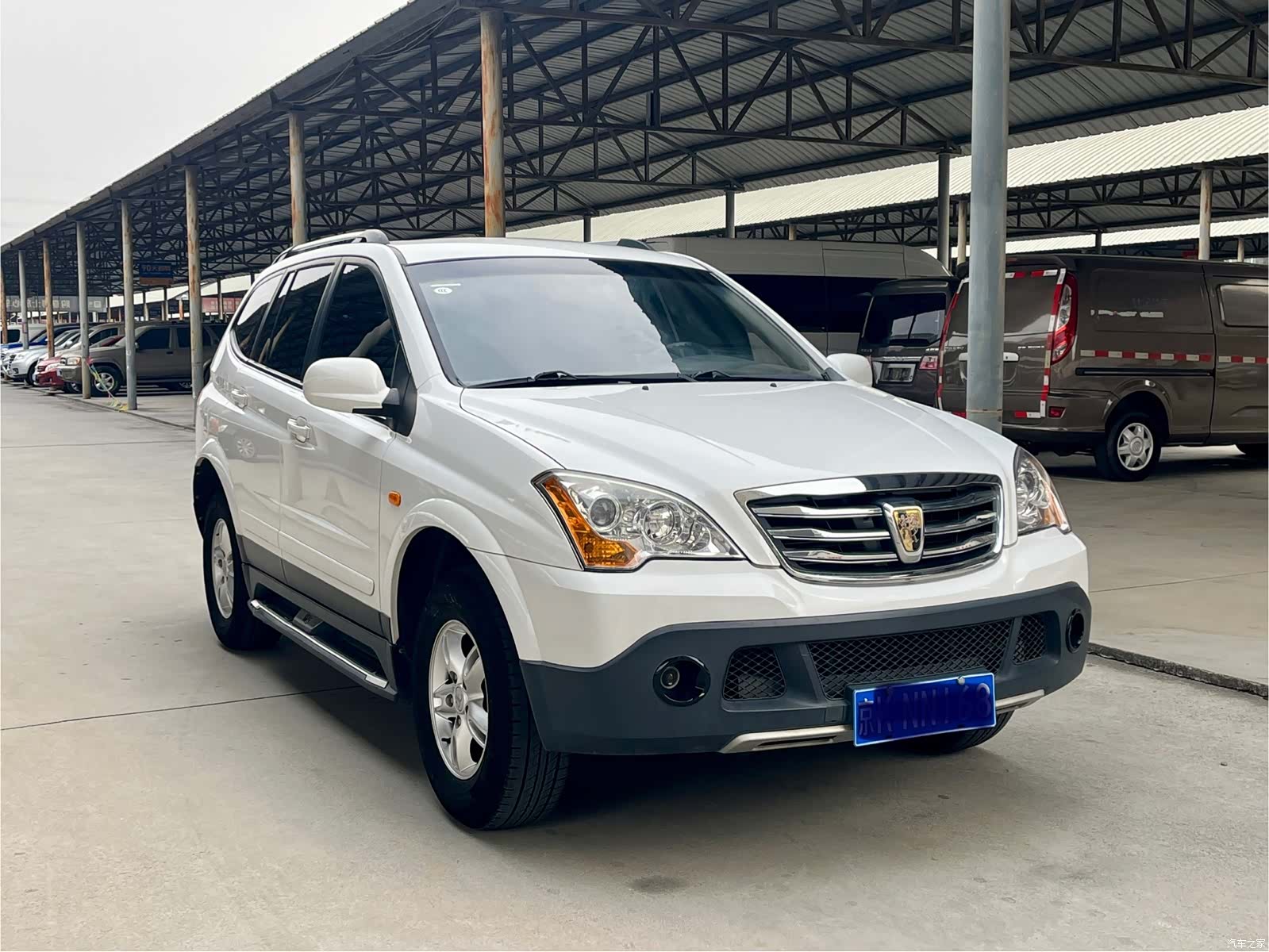 Roewe W5, 2015 3