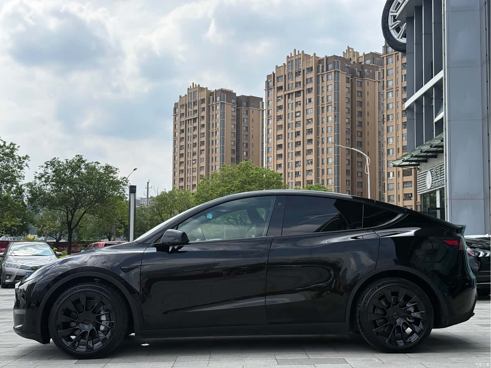 Tesla Model Y, 2021 7