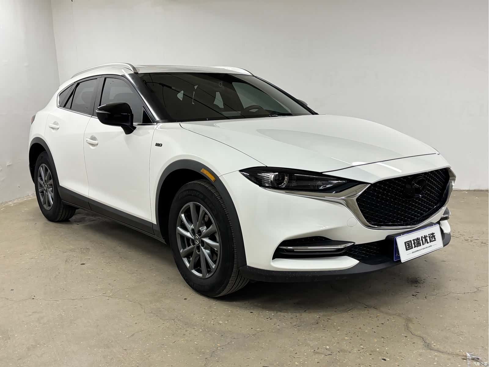 Mazda CX-4, 2023 3