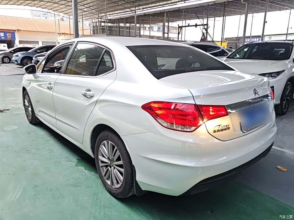 Citroen C4, 2015 все фото