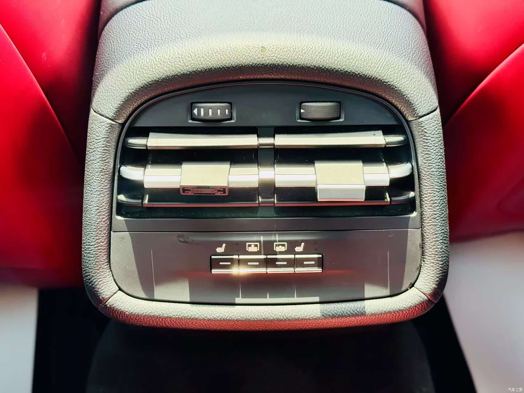 Maserati Ghibli, 2017 14