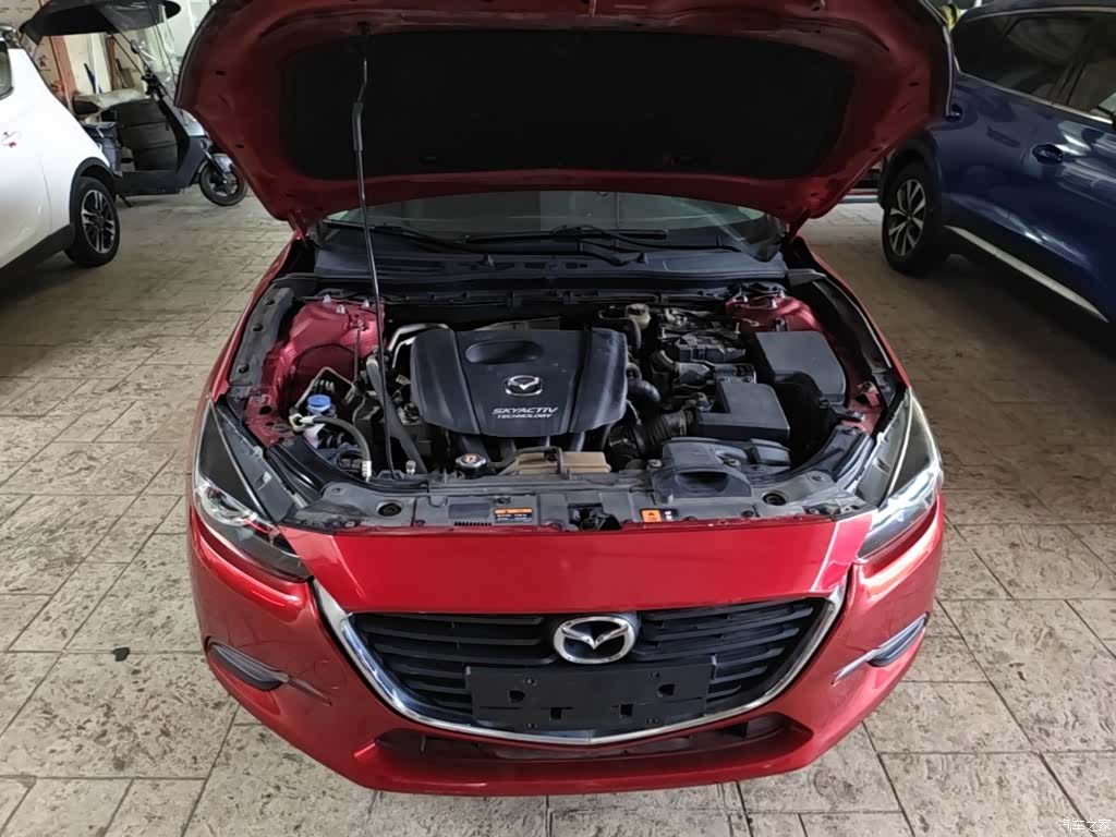 Mazda Mazda3, 2019 20