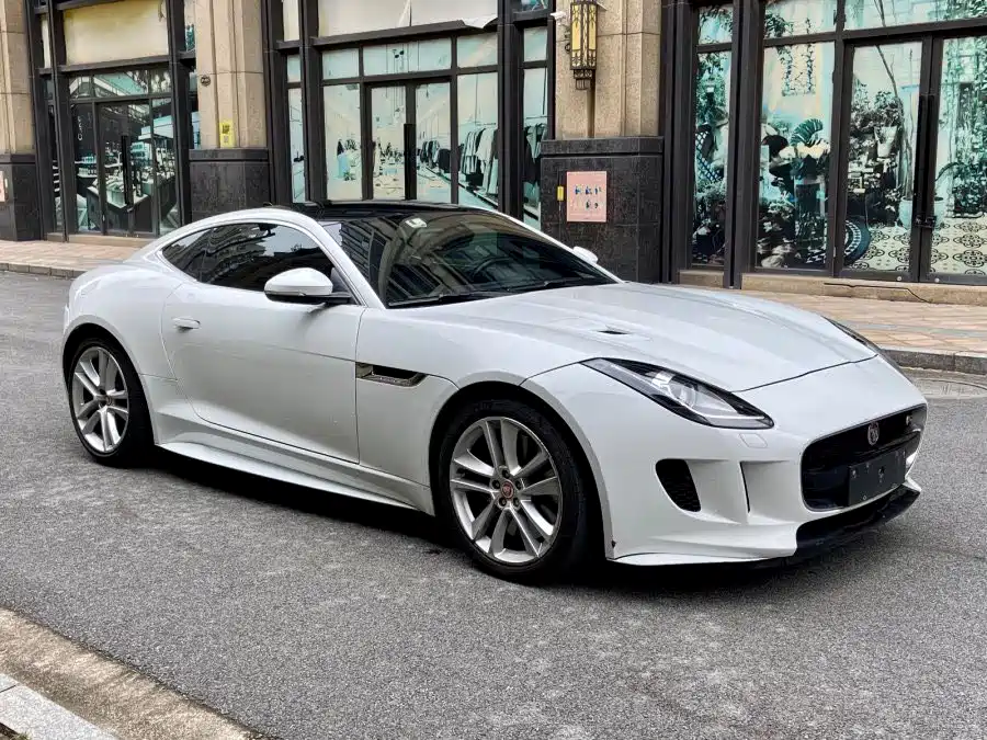 Jaguar F-TYPE
