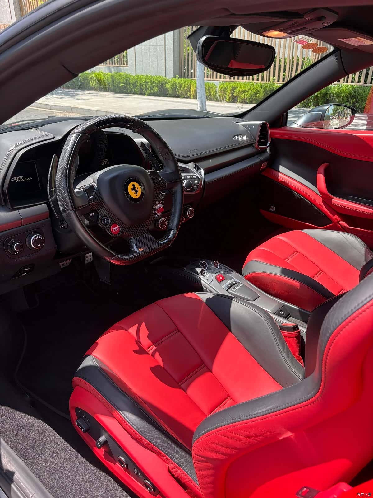 Ferrari 458, 2011 7
