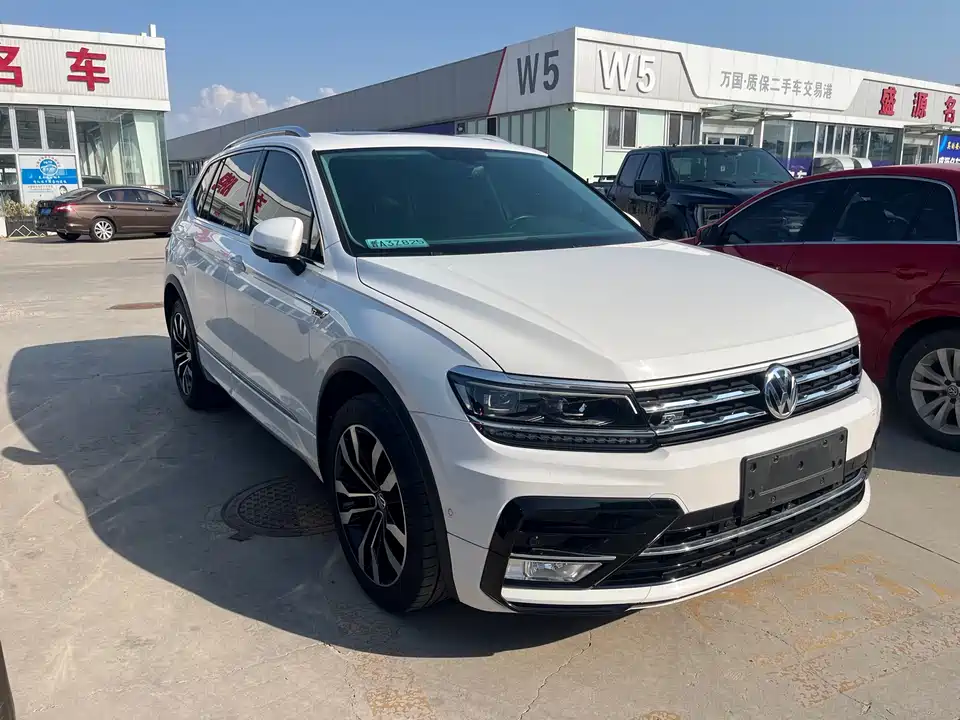 Volkswagen Tiguan L