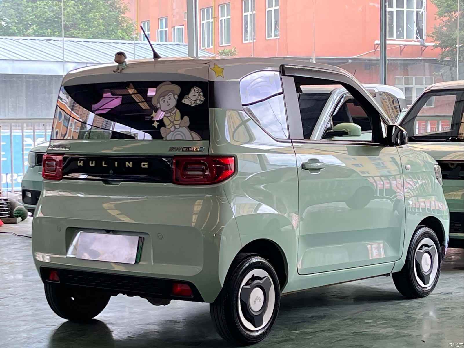 Wuling MINIEV, 2021 6