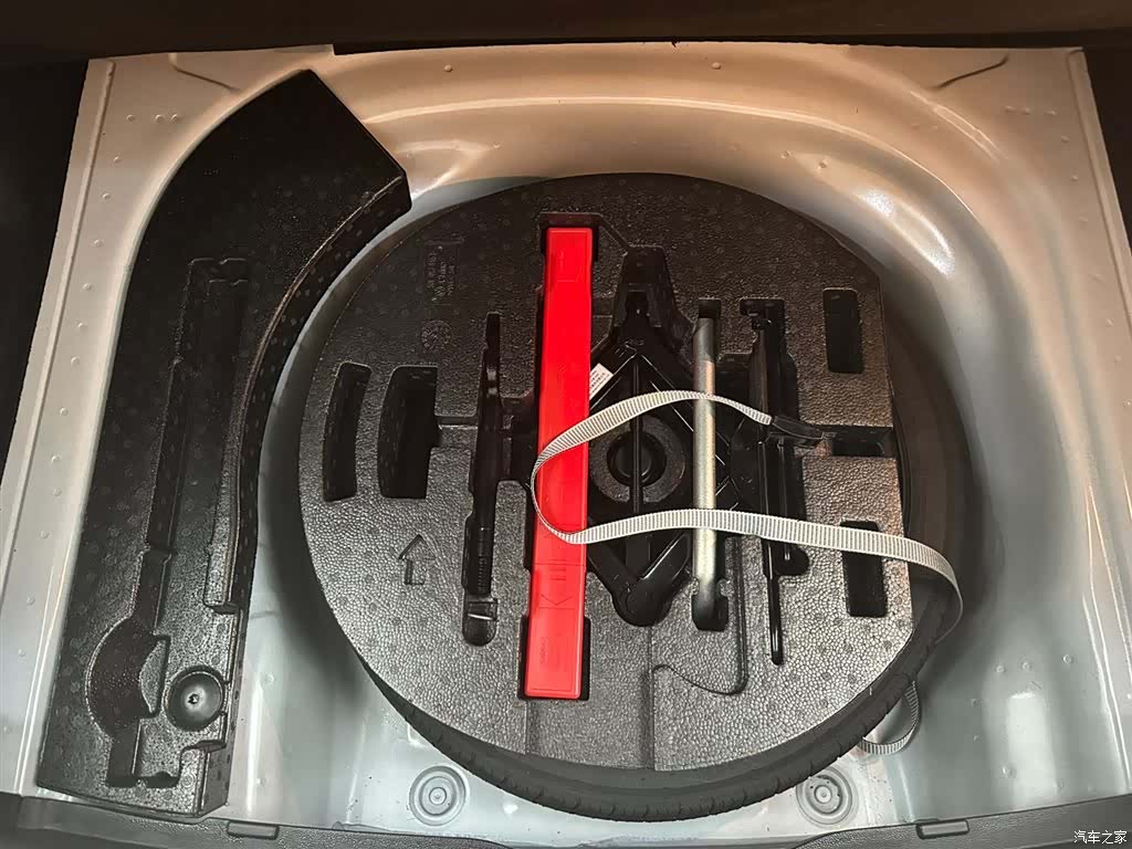Volkswagen Lamando, 2022 11