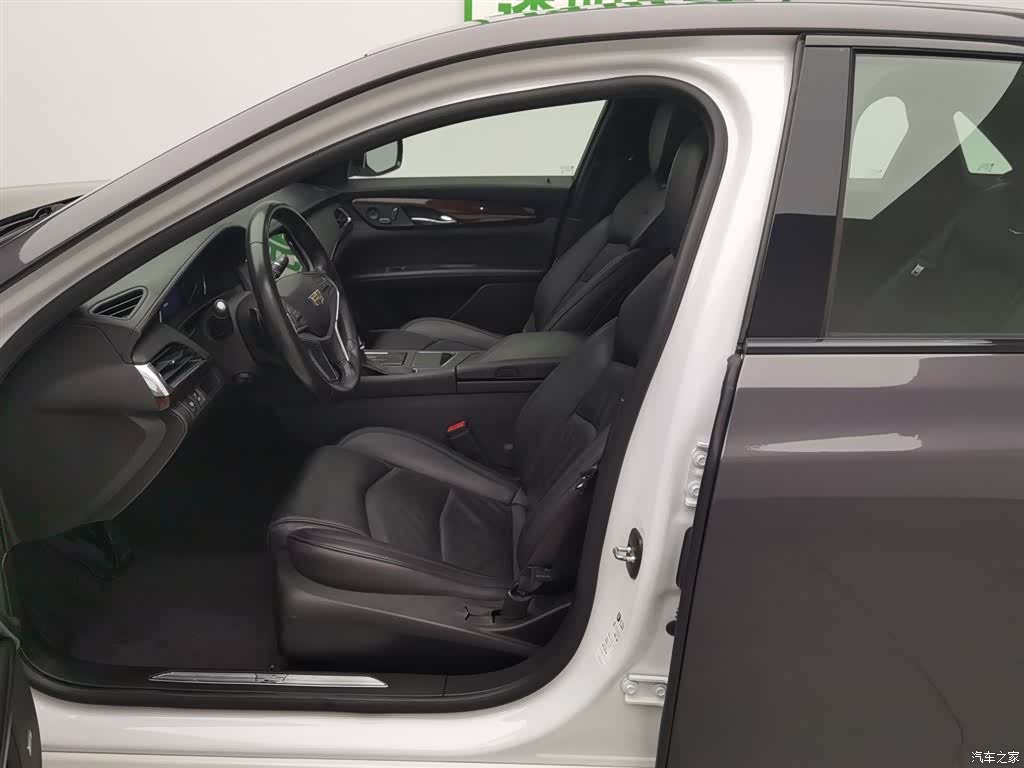 Cadillac CT6, 2018 10