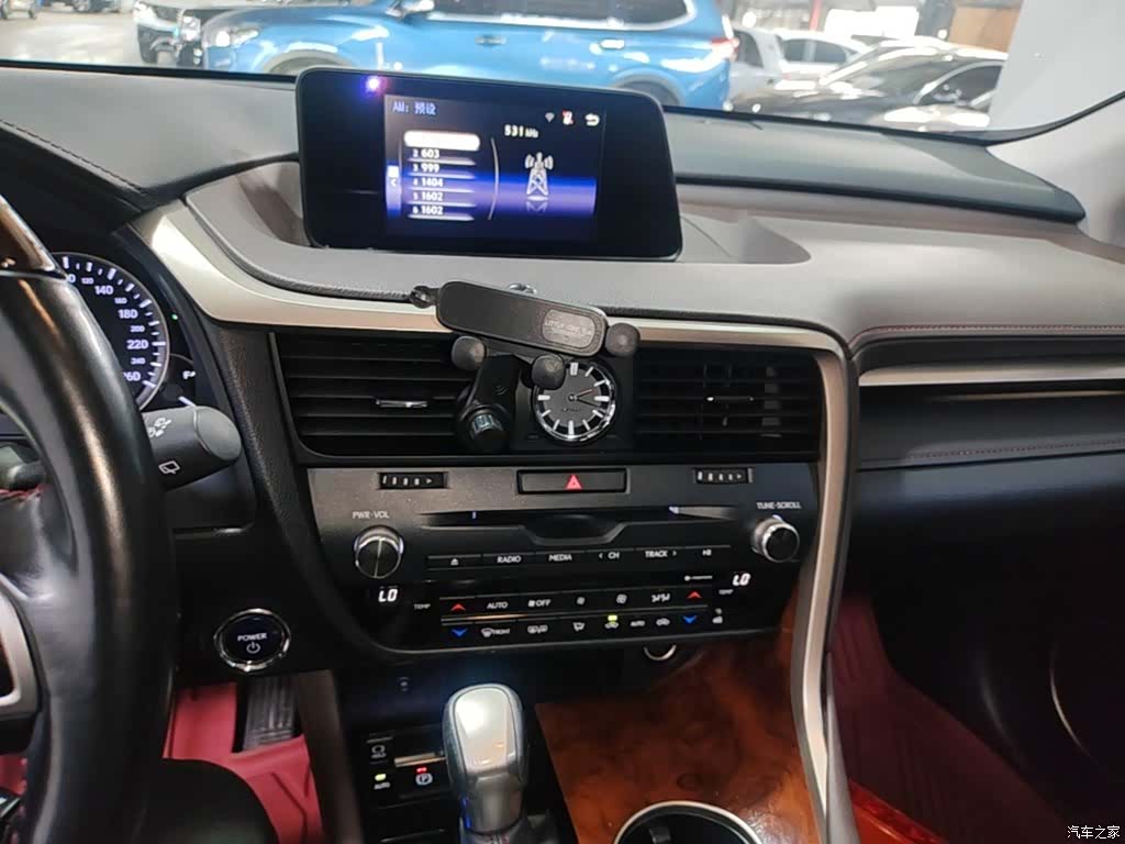 Lexus RX, 2016 13