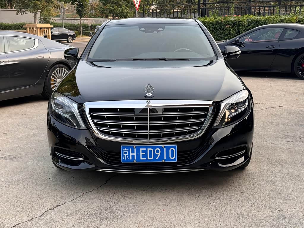 Mercedes-Benz Maybach S-Class