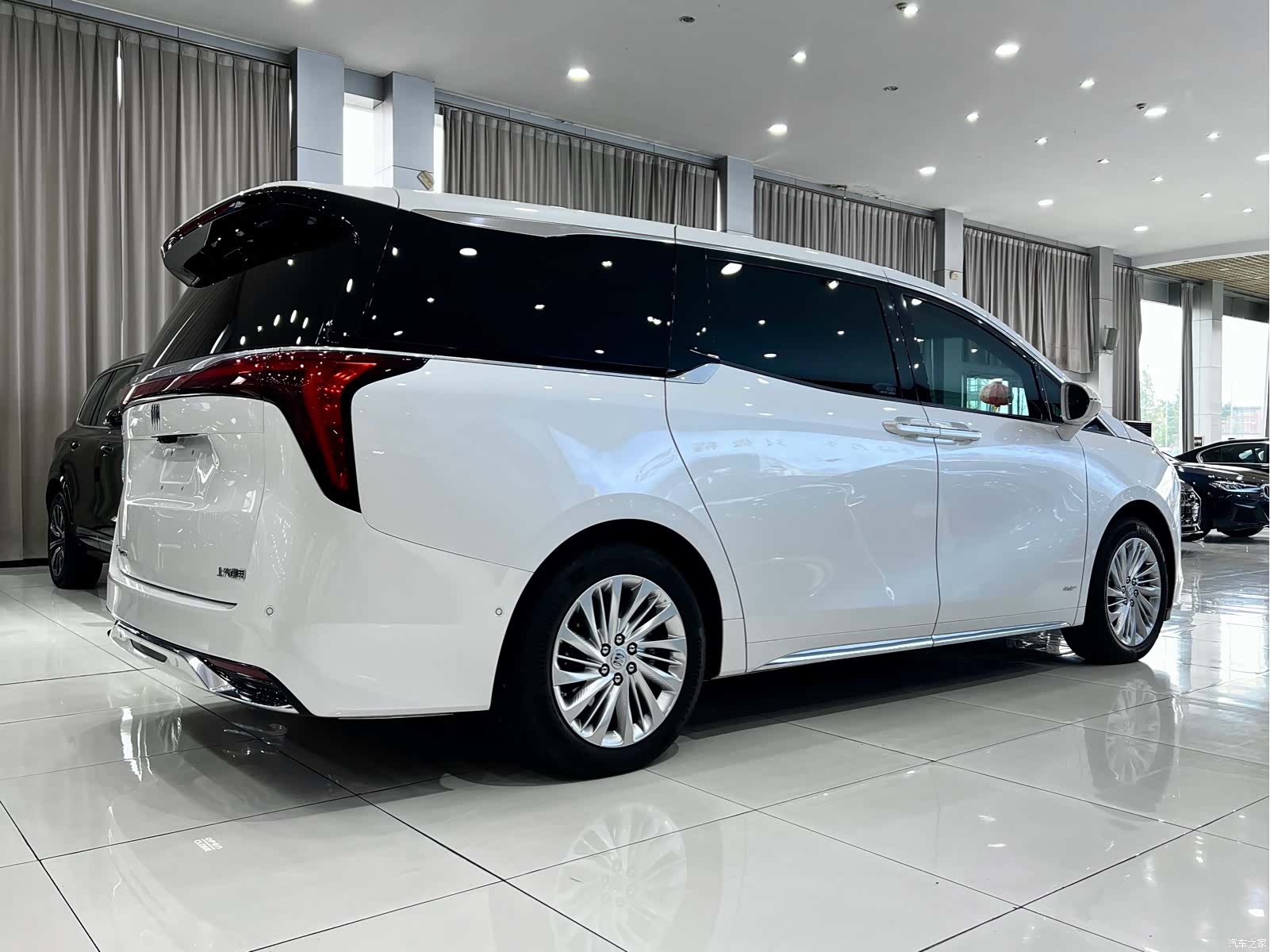 Buick Century, 2024 4