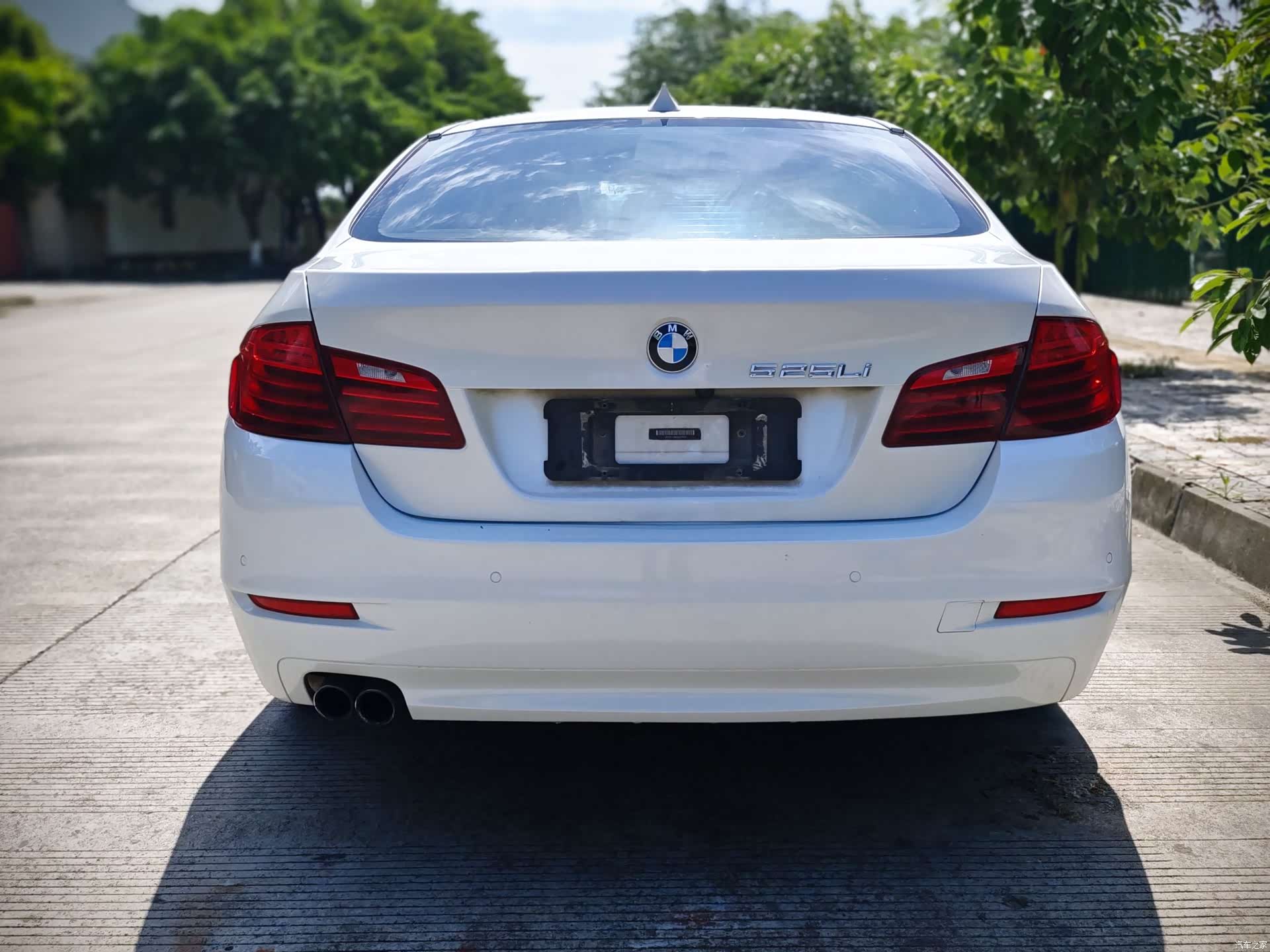 BMW 5 Series, 2016 10