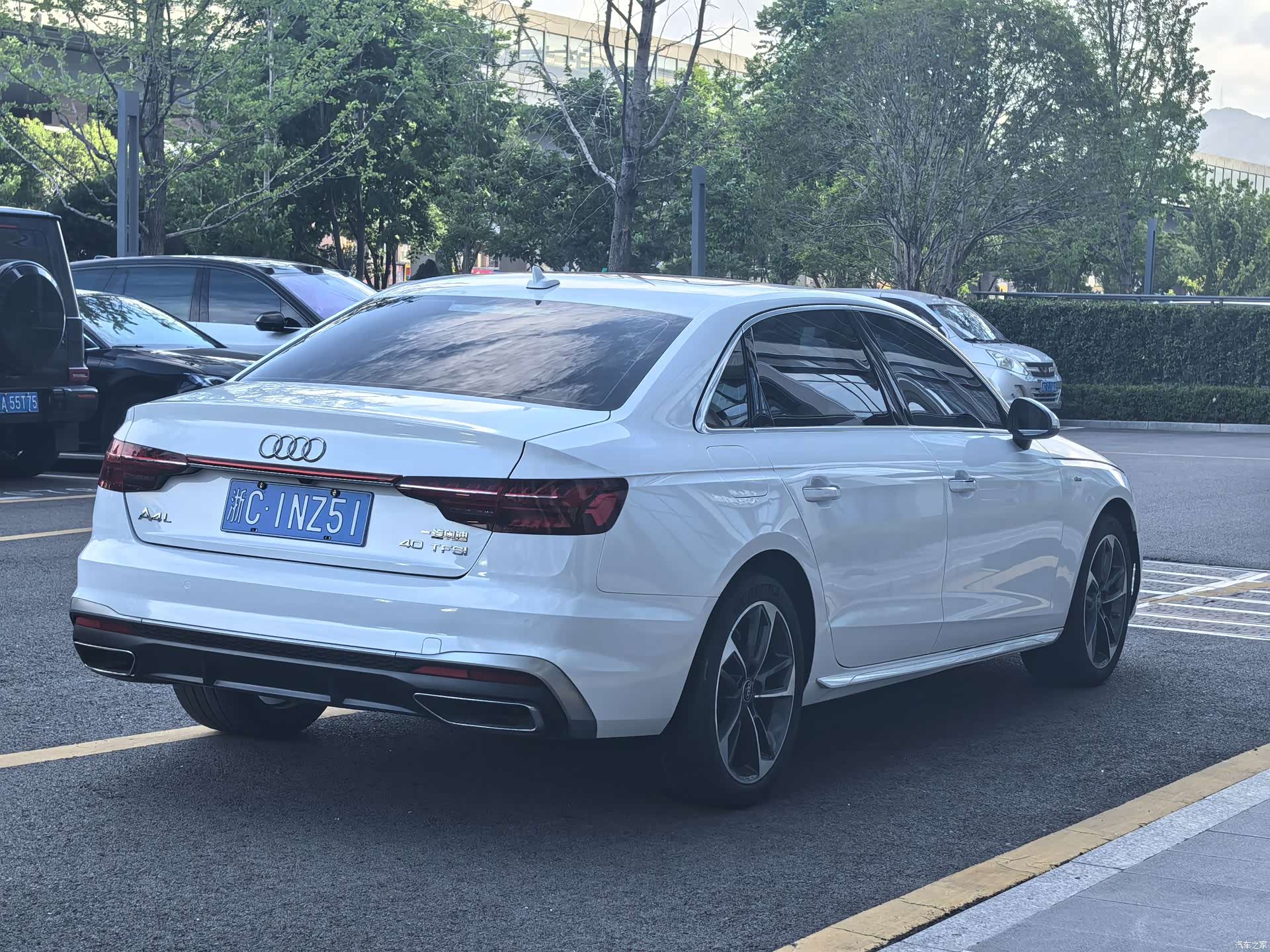 Audi A4L, 2022 10