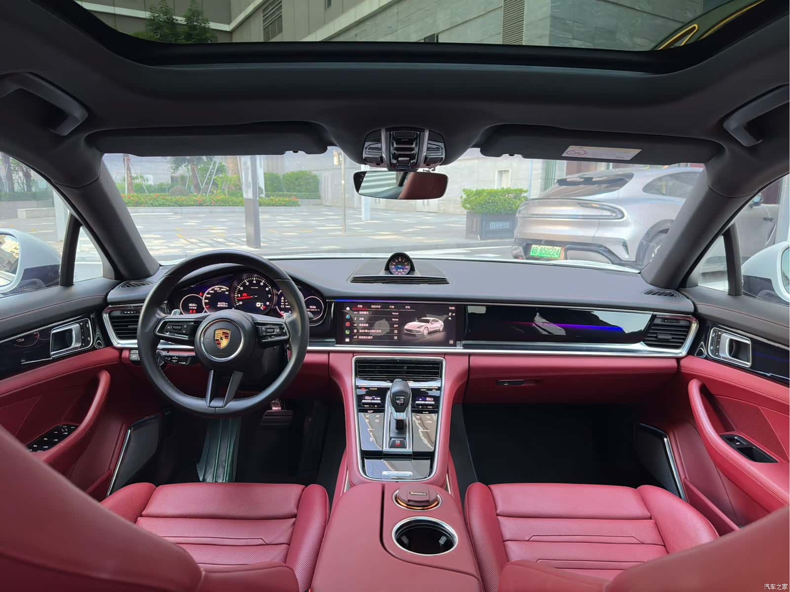 Porsche Panamera, 2022 8
