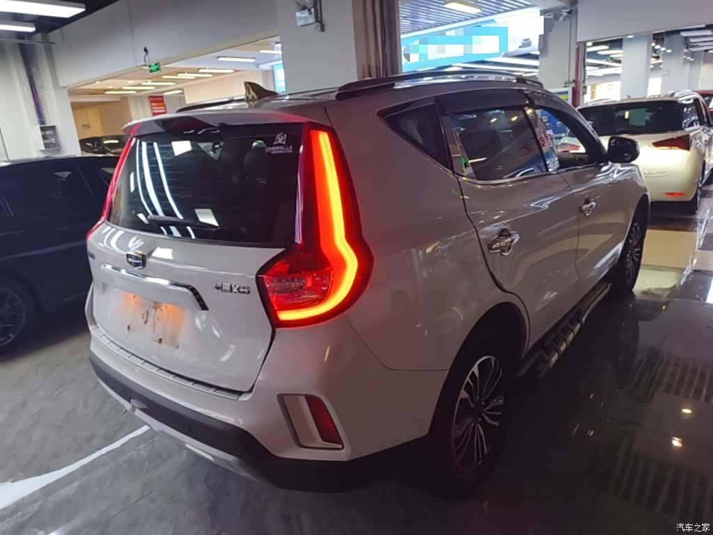 Geely X6, 2017 7