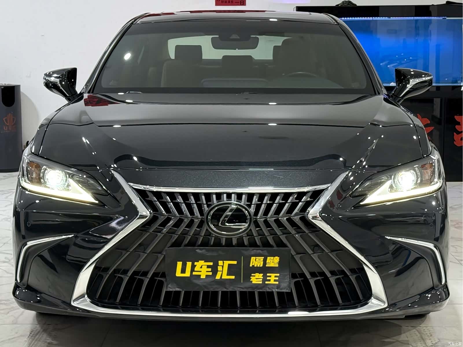 Lexus ES, 2022 2