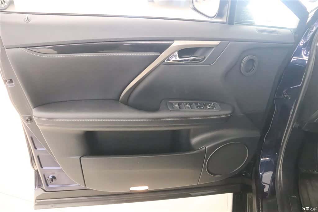 Lexus RX, 2022 12