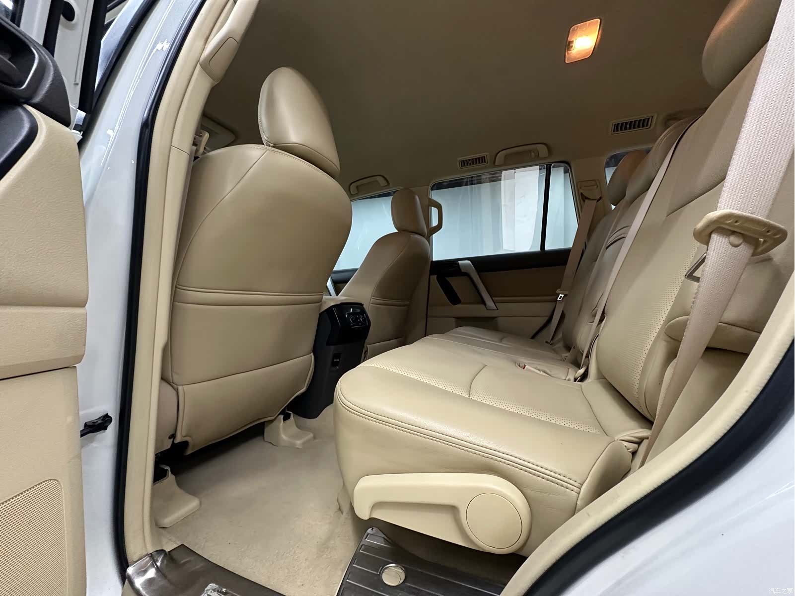 Toyota Prado, 2017 10