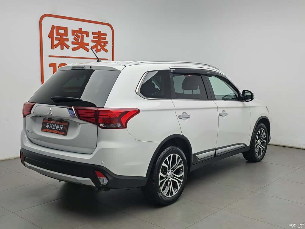 Mitsubishi Outlander, 2016 2