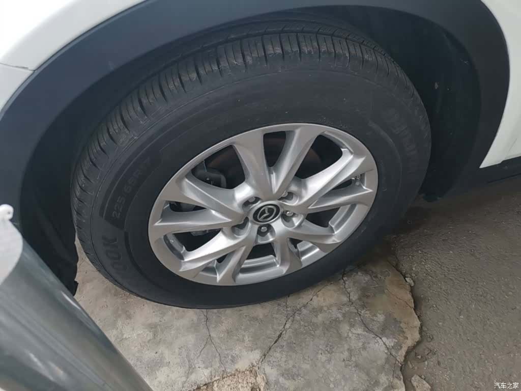 Mazda CX-4, 2019 23