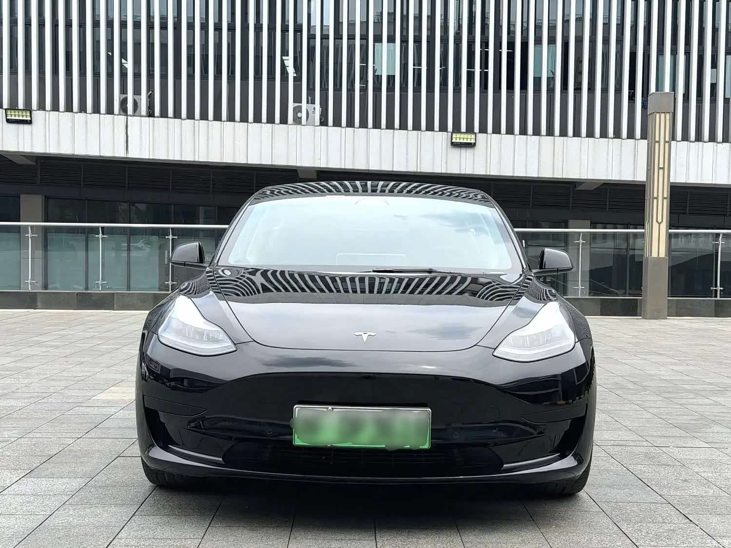 Tesla Model 3, 2022 2