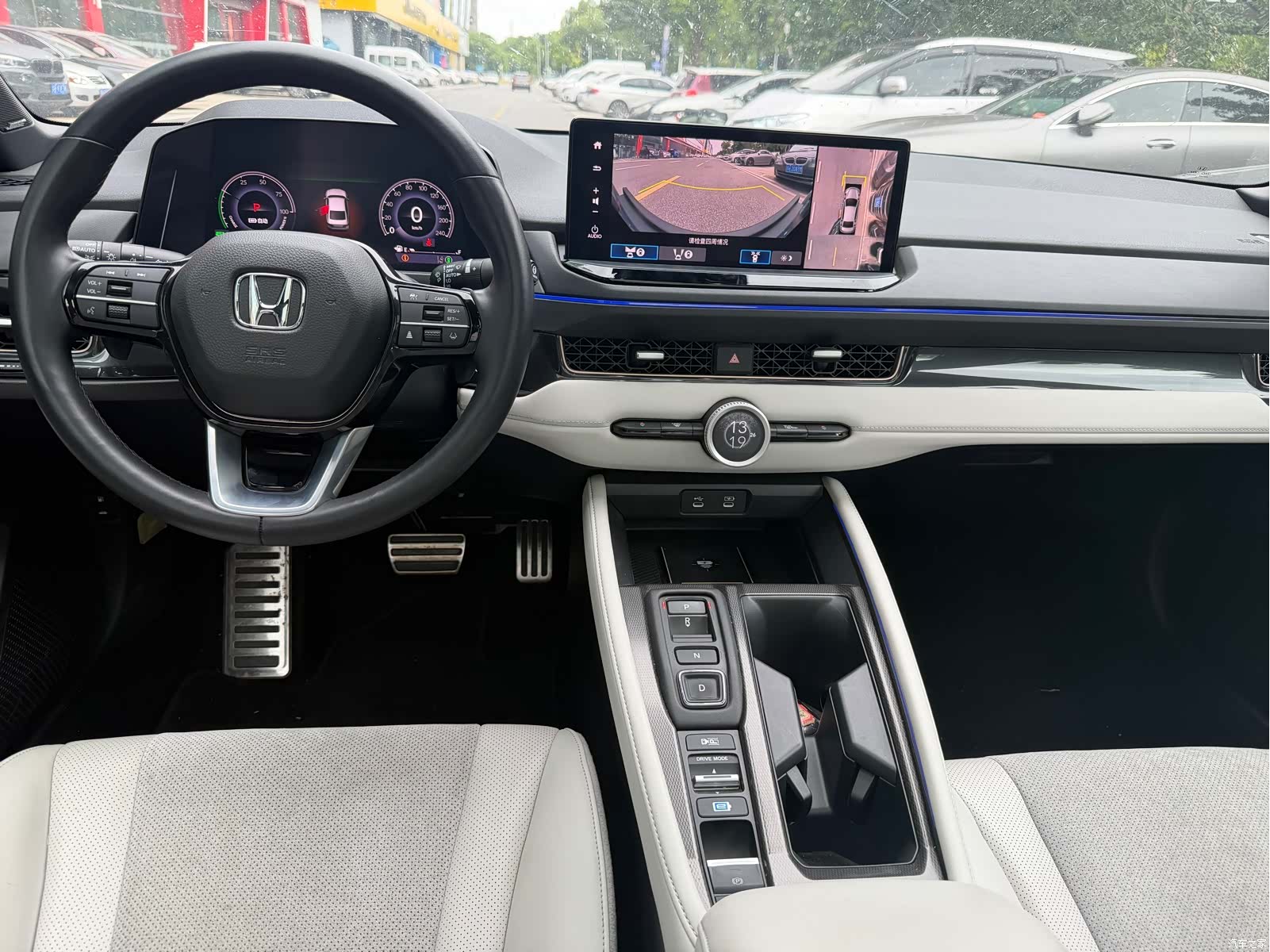 Honda Inspire, 2023 4