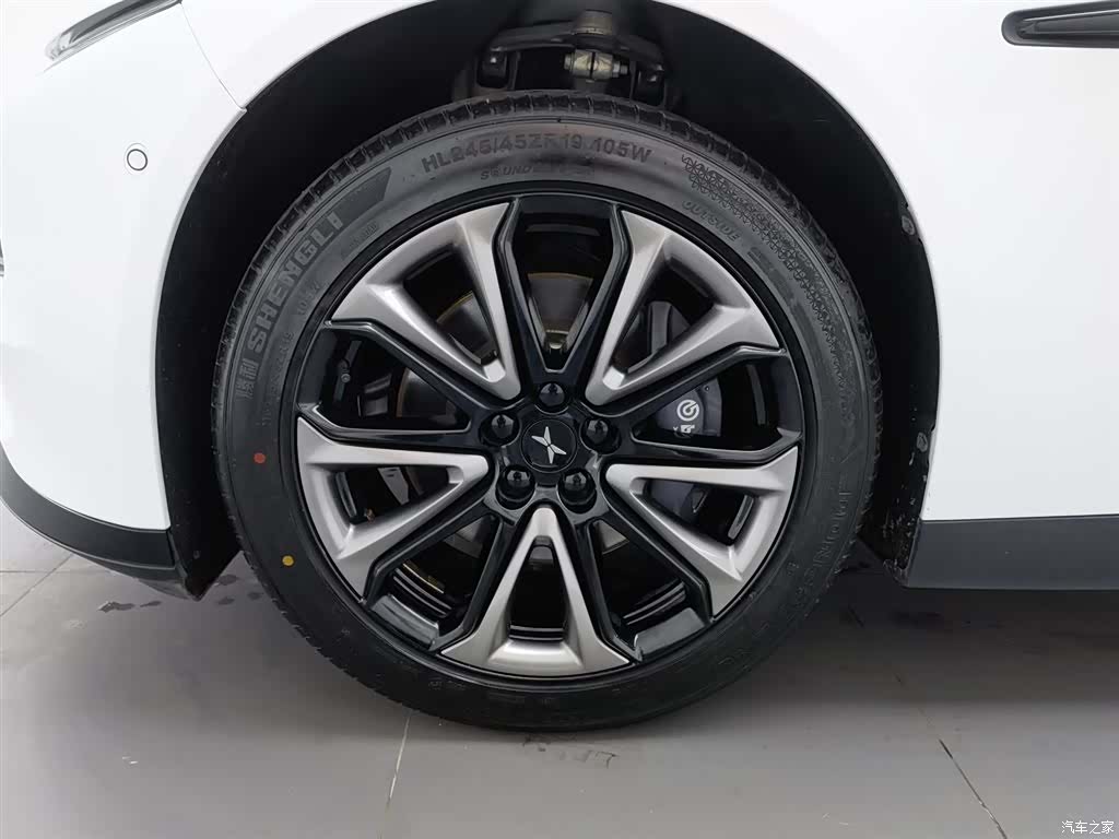 Xpeng P7, 2021 17