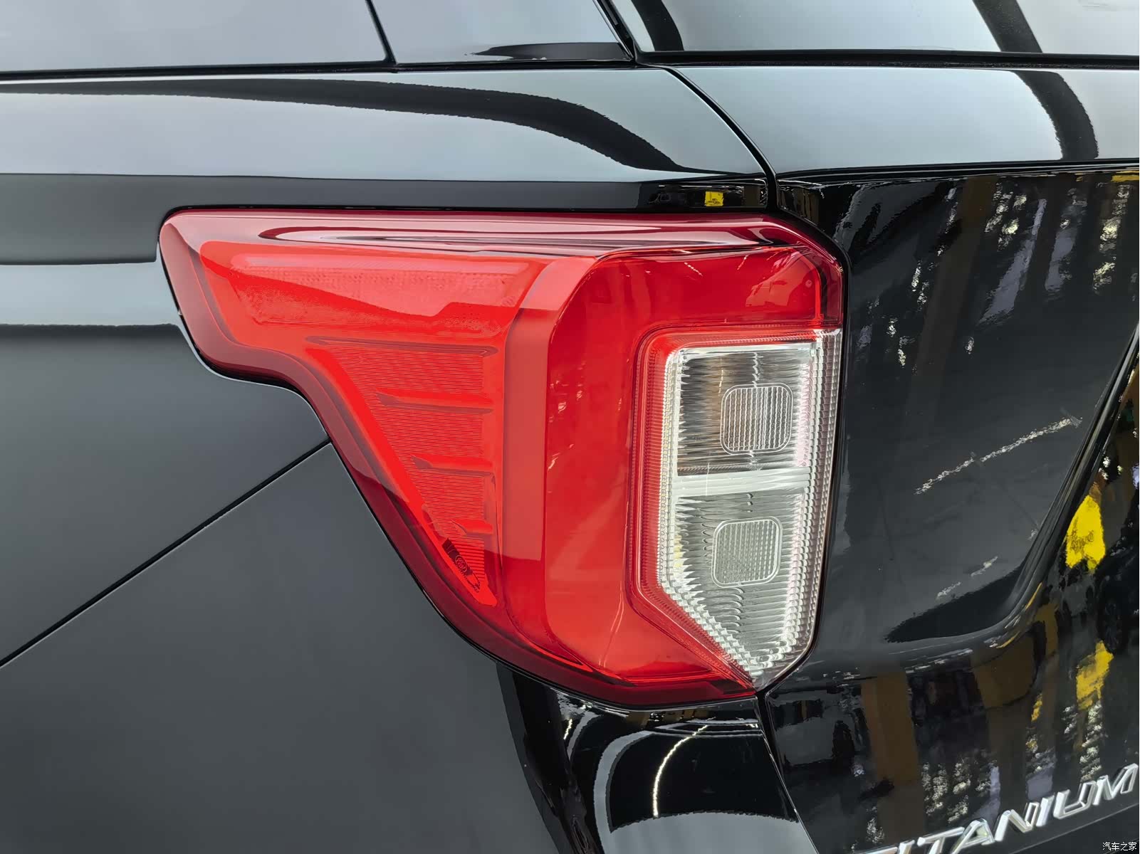 Ford Explorer, 2021 7