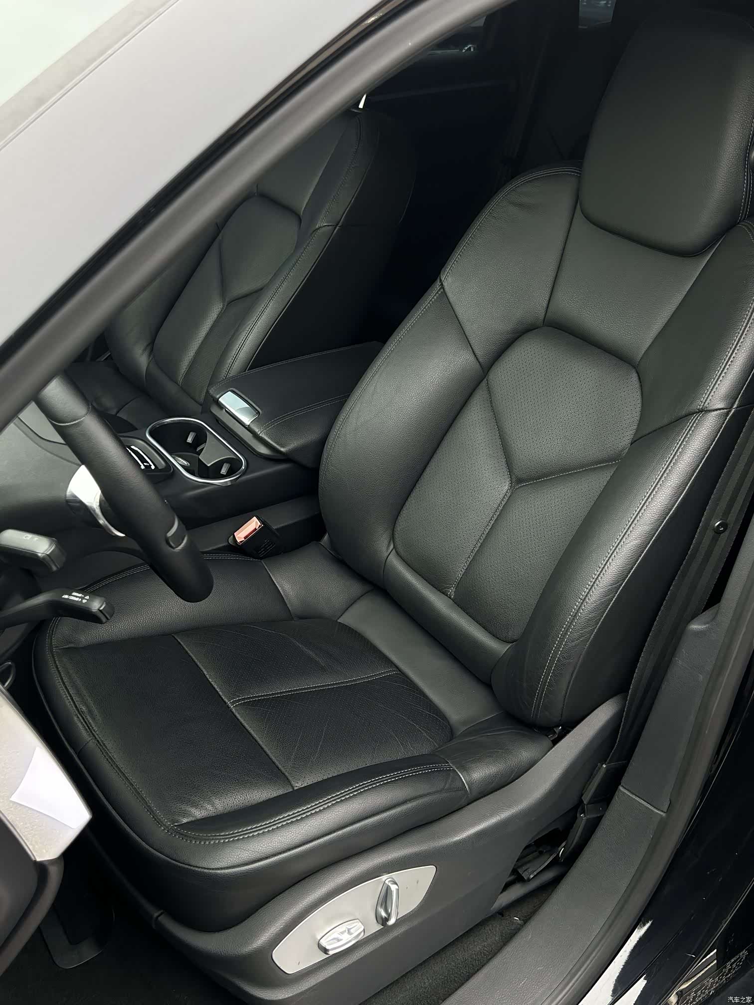 Porsche Cayenne, 2013 7