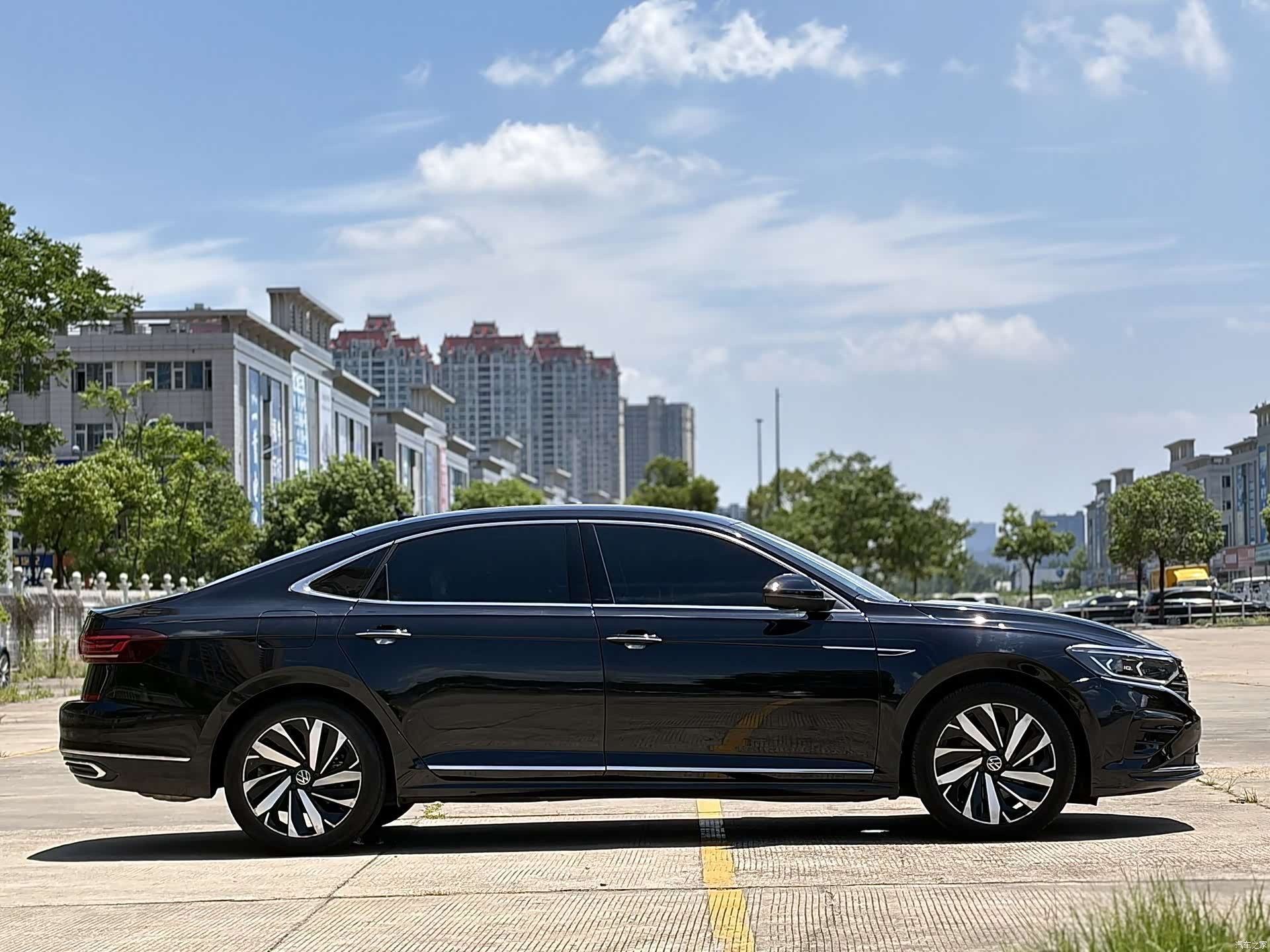 Volkswagen Passat, 2024 7