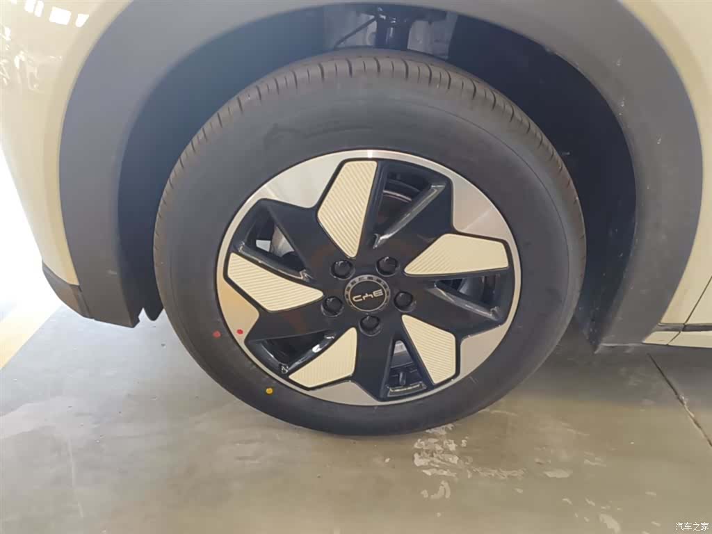 BYD Dolphin, 2026 23