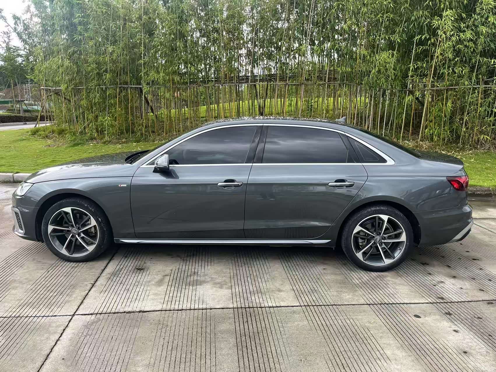 Audi A4L, 2021 8
